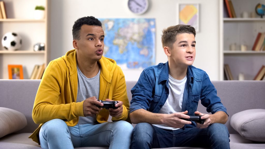 social media and gaming teenagers and mental health